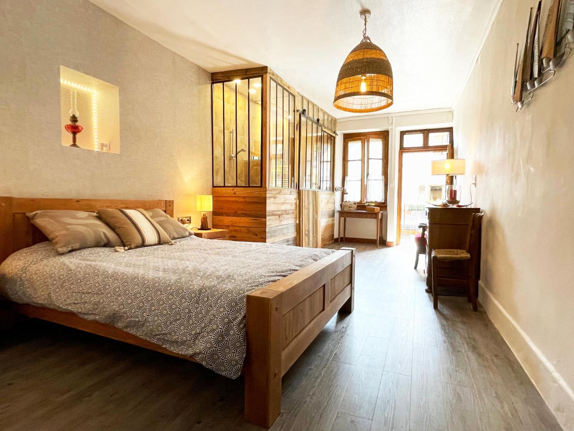 Chambres D'Hotes Avec Entree Privative Au Calme Dans Maison De Village Сен-Жорьо Экстерьер фото